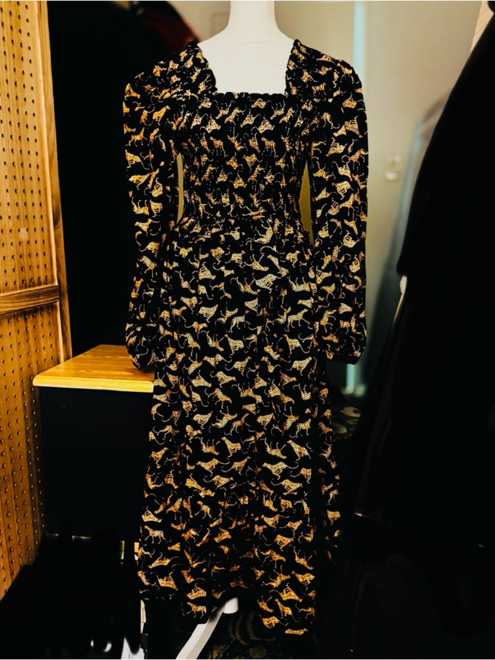 Leota Fleur square neck black and gold cheetah dress size L NWT